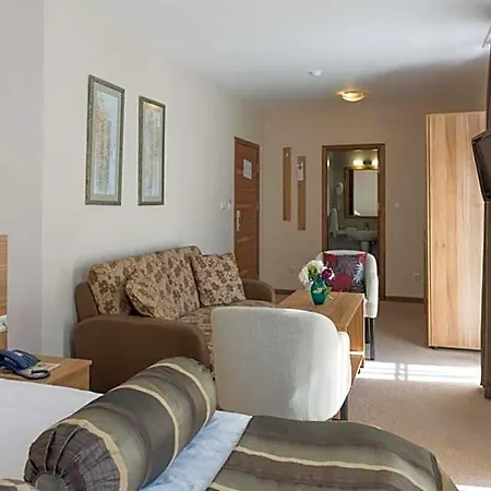 Regata Palace 4*