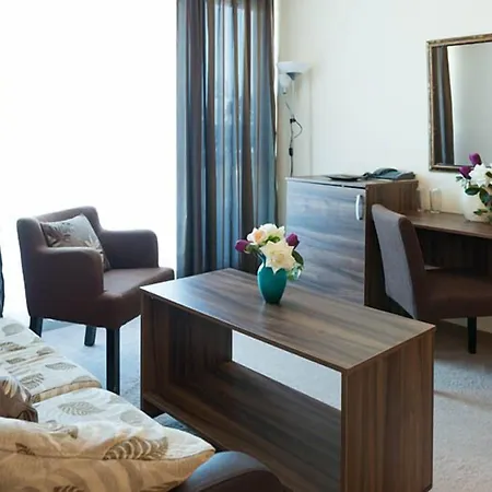 Regata Palace ساني بيتش