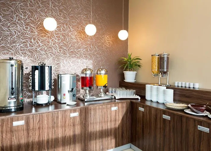 Хотел Regata Palace 4*